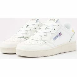 British Knights NOORS FILLES BASKETS BASSE Couleur Blanc -Pas Cher British Knights Magasin 22401305 500 C